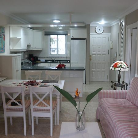 Apartamentos Vista Laurisilva Puerto de la Cruz  Luaran gambar